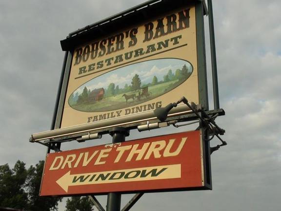 Bouser's Barn Restaurant & Ctrng